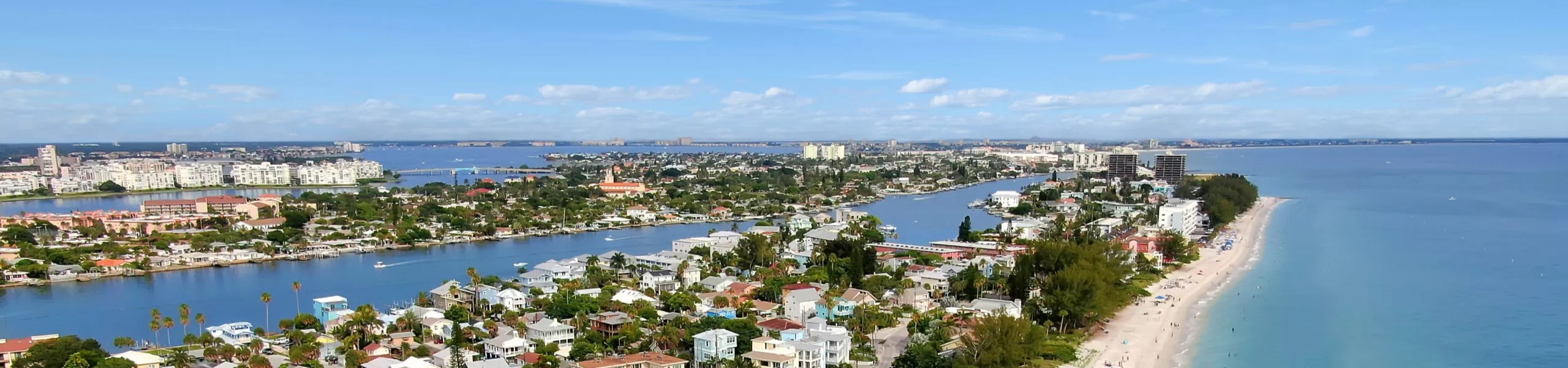 Cozy Lake Cottage: Chefs Kitchen, BBQ & Lake Views