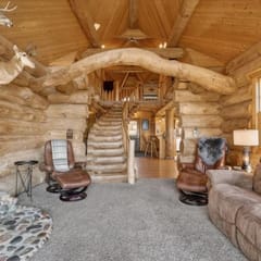 Rivers Edge Retreat-Hot Tub, Game Room, River View