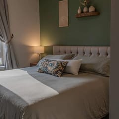 Sipped Away: King Beds, Walk in Closets