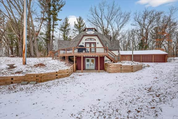 Geodome at the Lake: Hot Tub, Games, Sleeps 12!